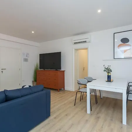 Bogo B&B לינה וארוחת בוקר Mokošica