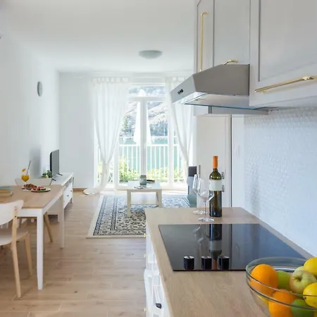 Bogo B&B 3* Mokošica