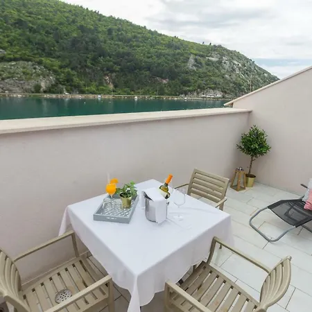 Bogo B&B Panzió Mokošica